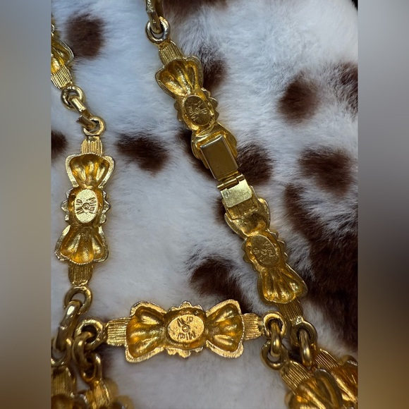 SOLD Vintage. 1972 Mimi Di N - Runway Necklace - Picture 12 of 15